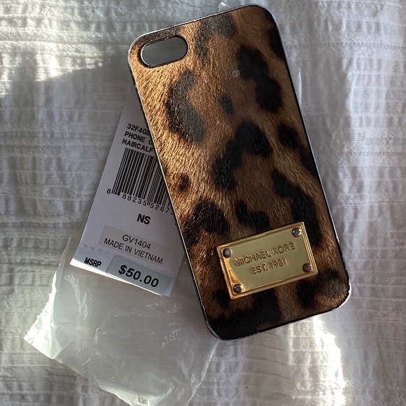 Michael Kors Other - iPhone 5 Michael Kors Cheetah case